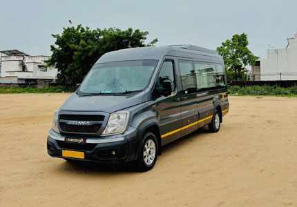 17 Seater Urbania Traveller