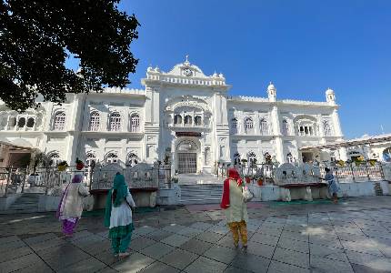 Delhi to Punjab Taxi Tour