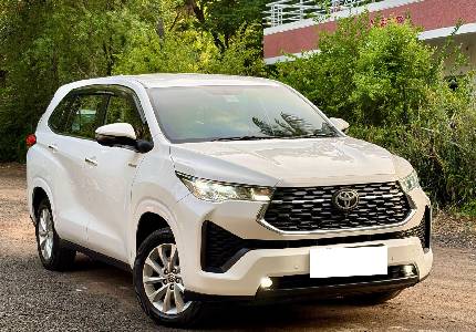 Innova Hycross