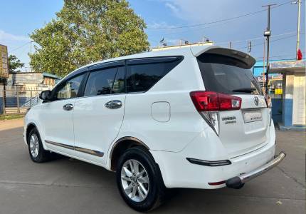 Innova Crysta