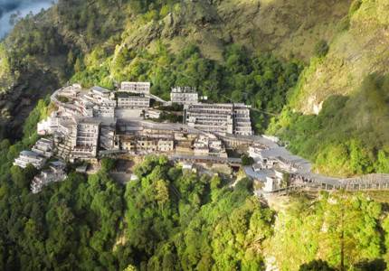 Chandigarh to Vaishno Devi Spiritual Yatra