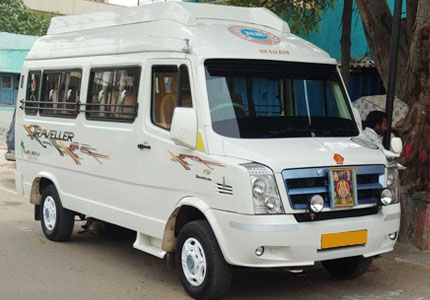Book 17 Seater Urbania Traveller