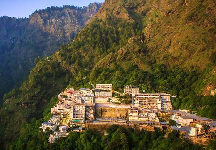 Spiritual Escape – Srinagar & Vaishno Devi Trip